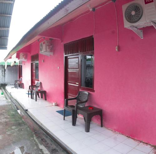 Wisma Dahlia in Flores