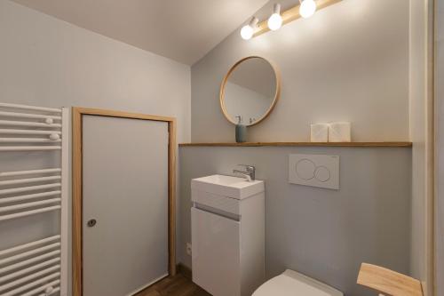 Refuge Scandinave - Duplex 80m2 Vue Garage Calme 200m TrainBus - image 2