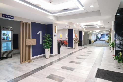홀리데이 인 익스프레스 워싱턴 DC SW - 스프링필드 바이 IHG - 숙소 외관
