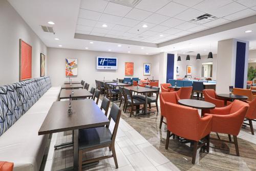 Holiday Inn Express Washington DC - Springfield an IHG Hotel - image 25