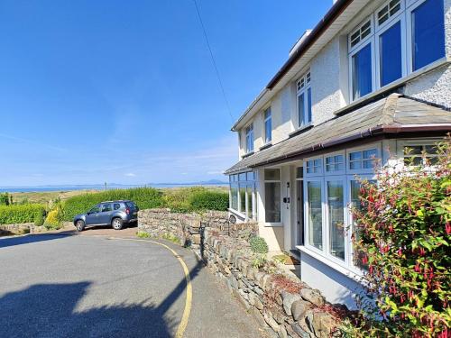 3 Bed in Harlech oc-g33093, Harlech