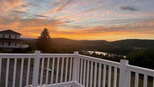 Balcony/terrace, Lakeview Retreat Near Finger Lakes in Painted Post (NY)