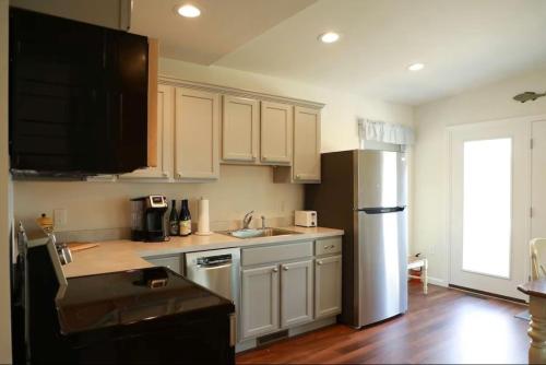 Kitchen, Lakeview Retreat Near Finger Lakes in Painted Post (NY)