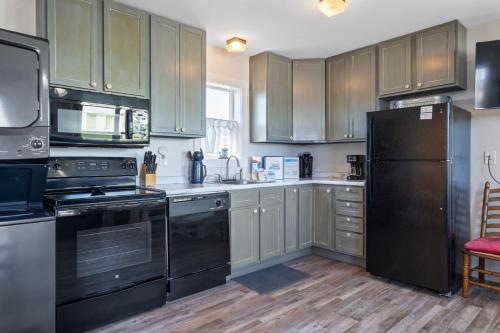 Kitchen, La Casita Azul by Youngs Suncoast in Fort Morgan