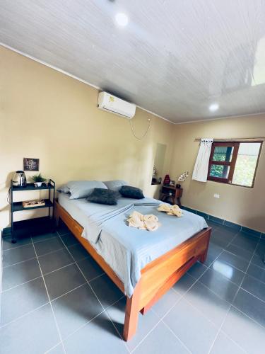 1 twin bed