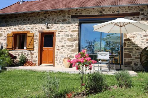 Exterior view, Les Renardieres in Sussac