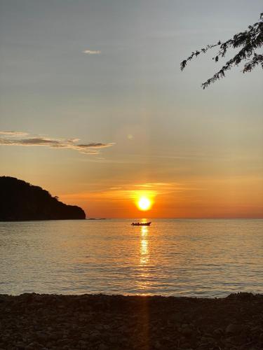 1Private house with pool and 2 bedrooms in Popoyo