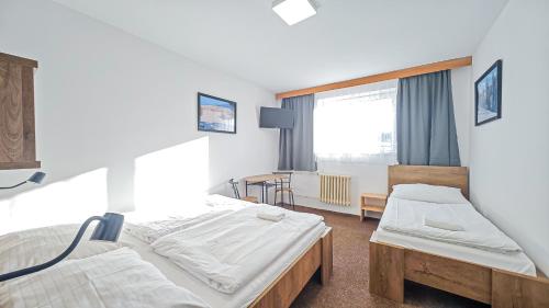Hotel Vápenka - image 37