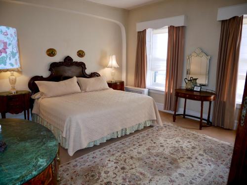 Turkey Hill Inn - image 8