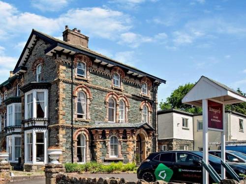 6 Bed in Keswick oc-90333