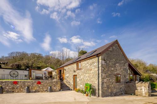 設施, 2 Bed in Lixwm oc-bow179 in 哈爾金