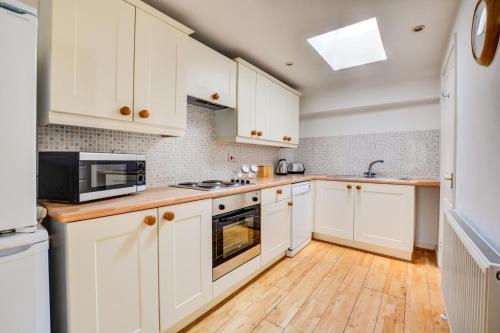 Iekārtas, 2 Bed in Salhouse oc-1250 in Woodbastwick