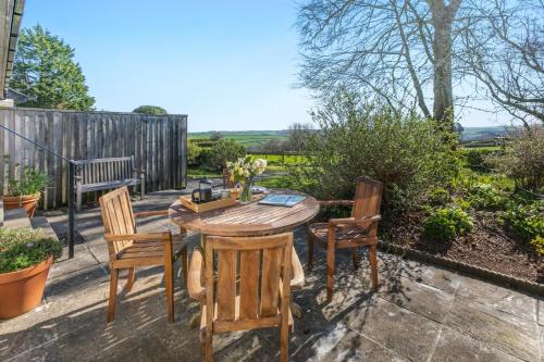 Iekārtas, 2 Bed in North Tamerton oc-b30363 in North Tamerton