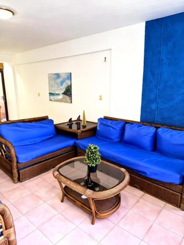 Tucacas, relax, vista al mar, Cómodo apartamento, planta eléctrica 100 piscina y playa (Tucacas, relax, vista al mar, Comodo apartamento, planta electrica 100 piscina y playa) in Boca de Aroa