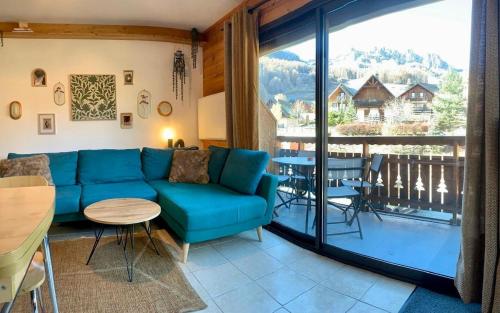 Triplex 6 personnes Chalet au pied des pistes in Reallon