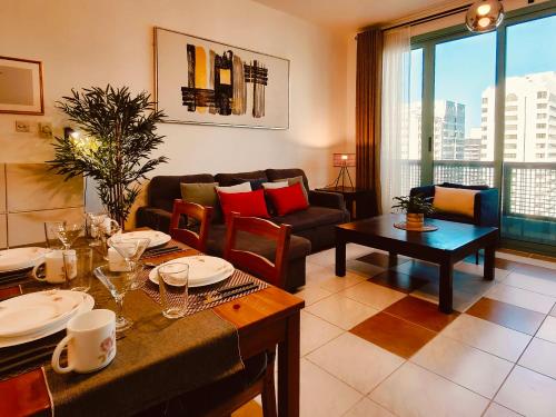 One Guest Place Deluxe Room near the Beach – khách sạn tại Abu Dhabi Corniche