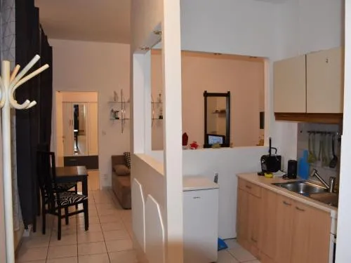 Apartment Charmante Wohnung in Fünfhaus mit Garten by Interhome in Wien, Österreich