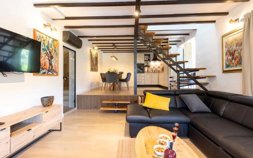 Liko Diko holiday home - peaceful wellness retreat in nature in Klanac