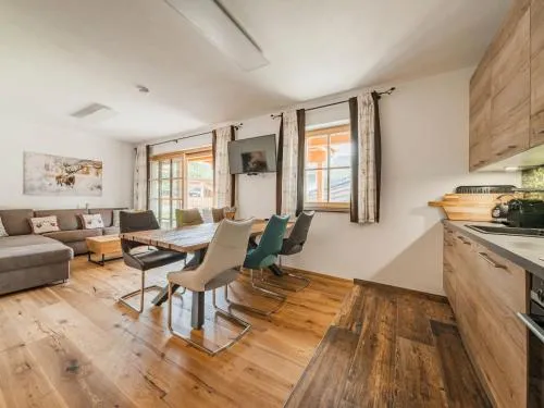 Apartment Dachstein West 1b by Interhome in Russbach, Österreich