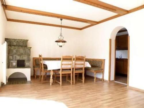 Holiday Home Chalet Drei Brüder by Interhome (Holiday Home Chalet Drei Bruder by Interhome) in Bruck an der Glocknerstrasse