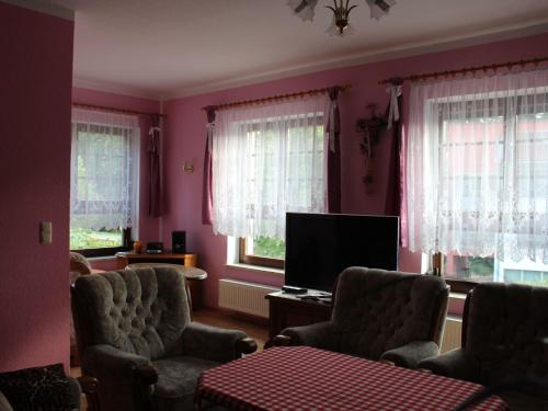 Apartment Geraumige Ferienwohnung mit Terrasse- in gunstiger zentraler Lage in der Oberla by Interho in 潘施維茨-庫考
