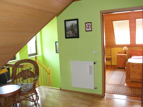 Apartment Geraumige Ferienwohnung mit Terrasse- in gunstiger zentraler Lage in der Oberla by Interho in 潘施維茨-庫考