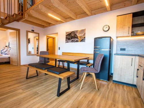 Holiday Home in Gemeinde Hermagor-Pressegger See mit Terrasse- Grill und Garten by Interhome in Schlanitzen