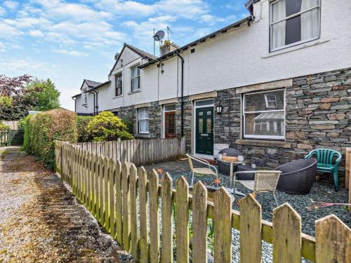 2 Bed in Keswick oc-sz026, Keswick