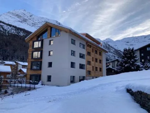 Apartment Riverside Astoria 3-5 Parterre-Whg by Interhome in Saas-Fee, Schweiz