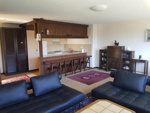 Apartment Steinadler by Interhome in Гісвіль