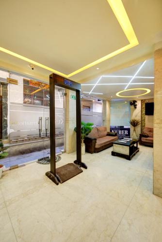 Hotel Kuber International - New Delhi Train Station – Delhi, NY