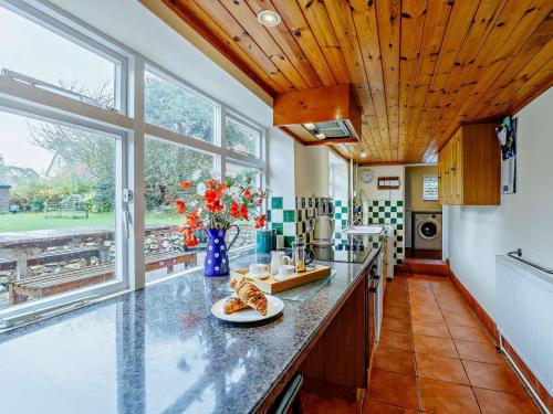 Iekārtas, 4 Bed in Brancaster oc-kt196 in Brancaster