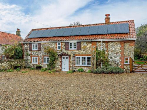 4 Bed in Brancaster oc-kt196, Бранкастер
