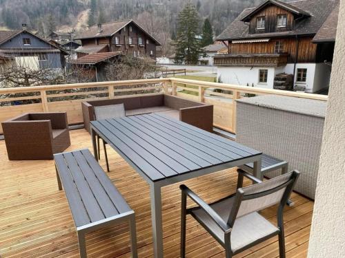 Apartment Spring Inn Apartment by Interhome in Schattenhalb
