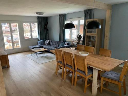 Apartment Spring Inn Apartment by Interhome in Schattenhalb