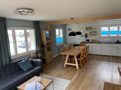 Apartment Spring Inn Apartment by Interhome in Schattenhalb