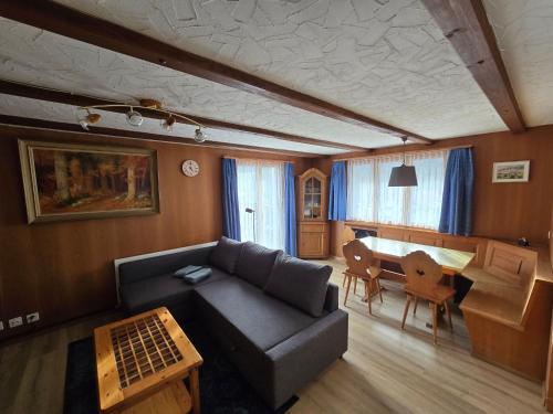 Apartment Nägeliboden by Interhome (Apartment Nageliboden by Interhome) in Флулі
