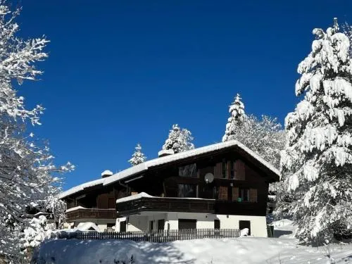 Apartment Berg-Ferienwohnung im Chalet Zirbeli by Interhome in Sörenberg, Schweiz