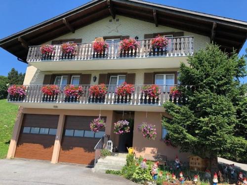 Apartment Bauernhof obere Fraumatt by Interhome in Illgau, Schweiz