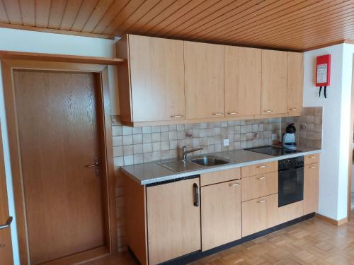 Apartment Haus Landhuisliweg by Interhome in Гісвіль