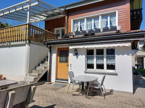 Apartment Haus Landhuisliweg by Interhome in Гісвіль