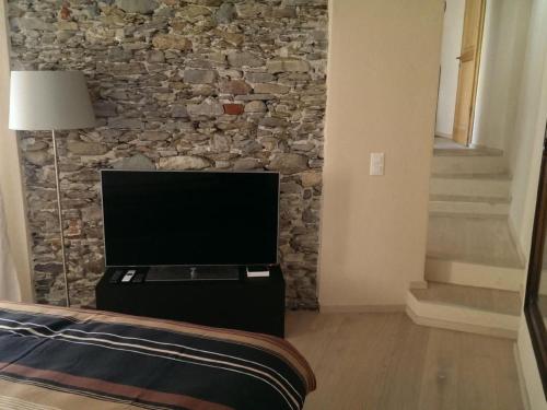 Apartment Corte delle Camelie - Wohnung im Erdgeschoss by Interhome in Vira