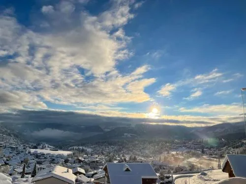Apartment Luxuswohnung mit direktem Zugang zur Skipiste by Interhome in Flims, Schweiz