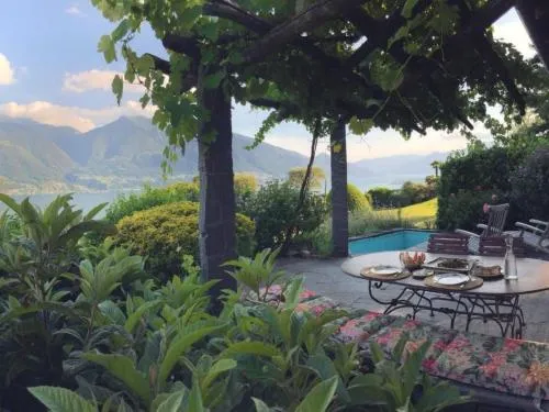 Holiday Home Casa Nespole- Familiennest mit Seesicht by Interhome in Minusio, Schweiz