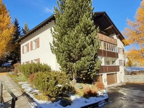 Apartment Chesa Suot Rövens by Interhome in Samedan, Schweiz