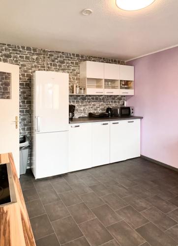 Konyha, Großzügige OG Ferienwohnung in Linkenheim frieden apartments (Großzugige OG Ferienwohnung in Linkenheim frieden apartments) in Eggenstein-Leopoldshafen