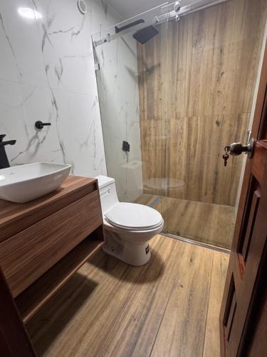 Suite ejecutiva con Parqueo Privado in Latacunga