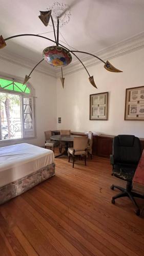 Amorrortu's House - Spacious House Meters Away from Palermo in Colegiales