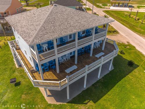 Crystal Cabana-Sleeps 26,Hot Tub,3300 sq ft,4 King Suites, Pets, Elevator – khách sạn tại Port Bolivar
