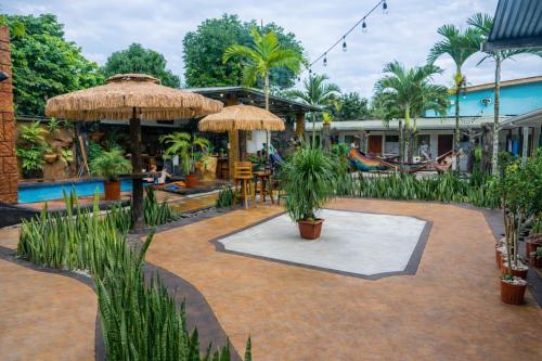 Entrée, Arenal Poshpacker Boutique Urban Tropical Hotel in La Fortuna